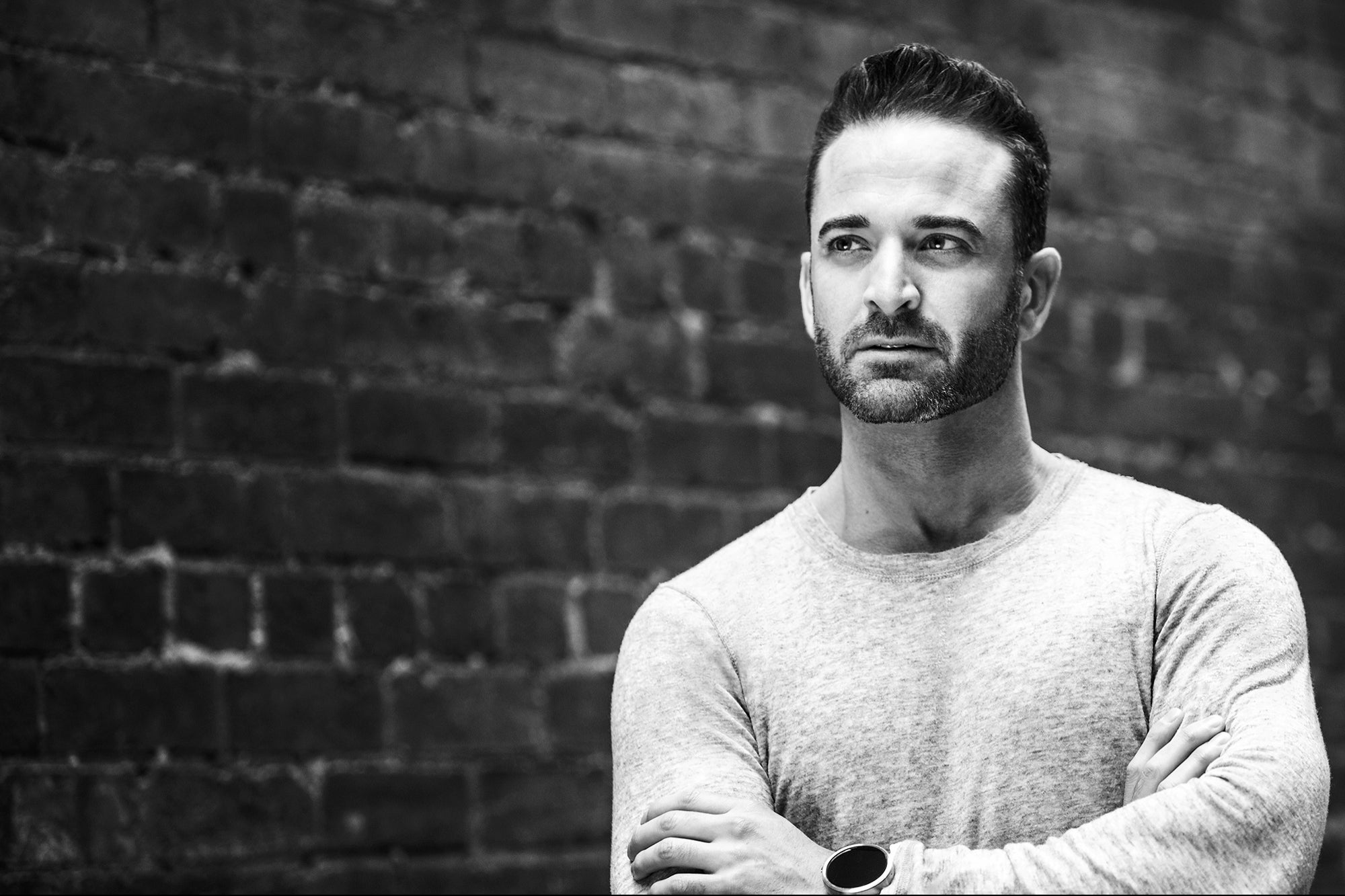 17 Surprising Ways 7-Figure Solopreneurs Are Using AI — And You're Not